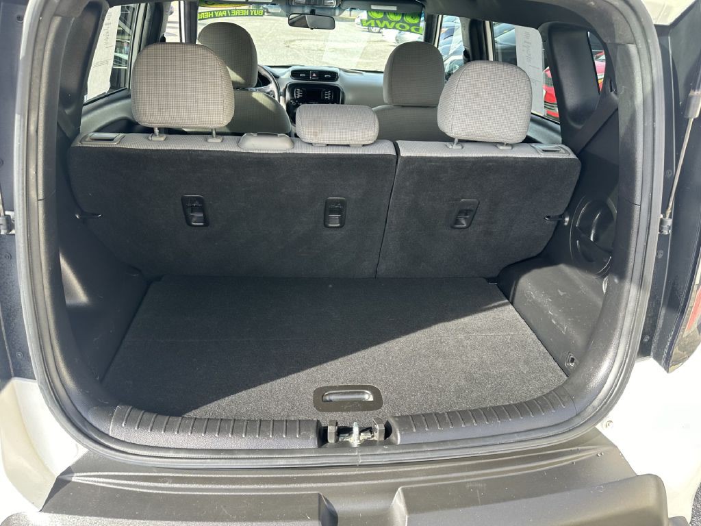 2015 Kia Soul Image 6