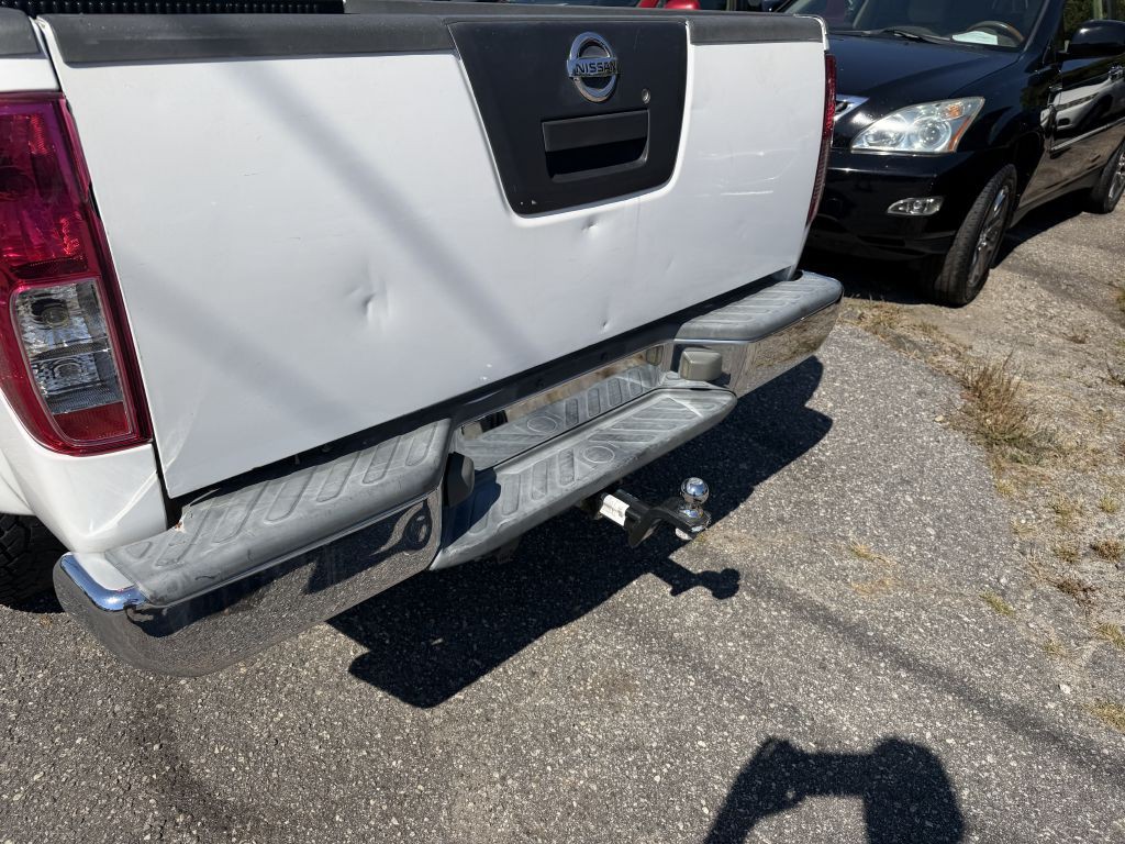 2005 Nissan Frontier Image 8