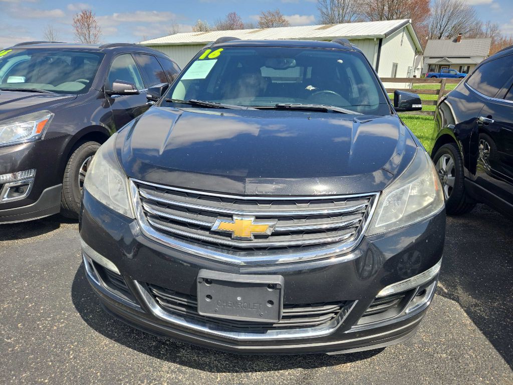 2016 Chevrolet Traverse Image 2