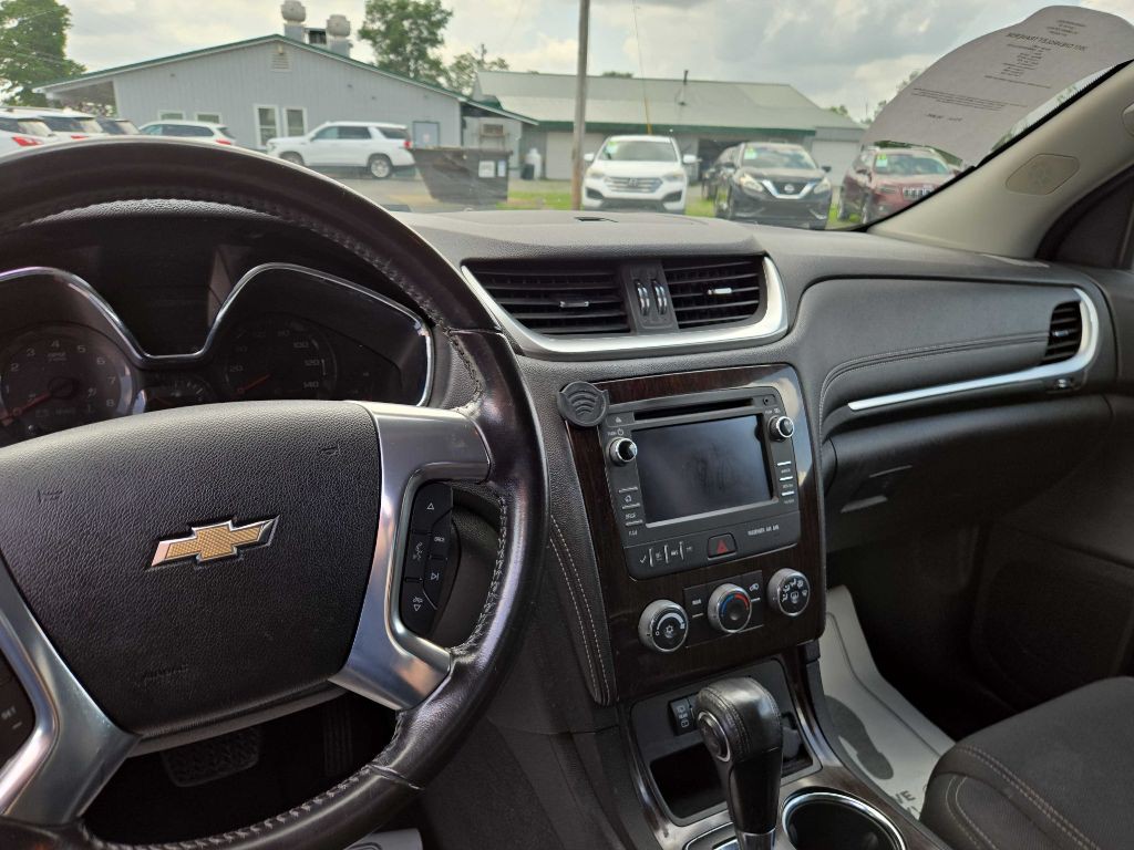 2017 Chevrolet Traverse Image 8