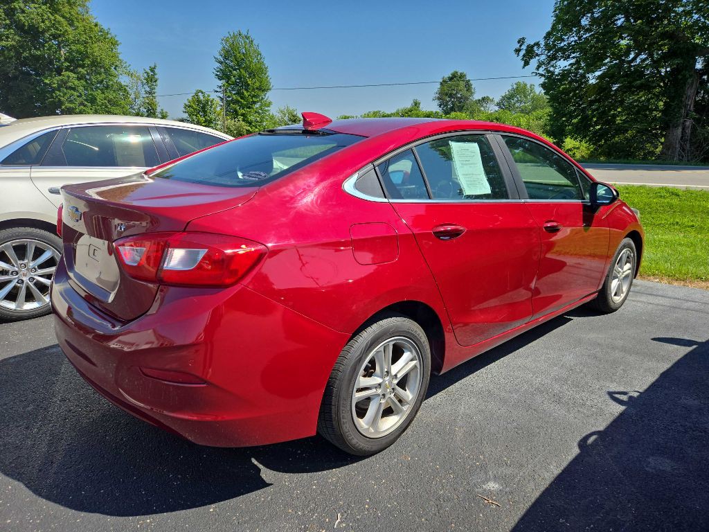 2018 Chevrolet Cruze Image 3