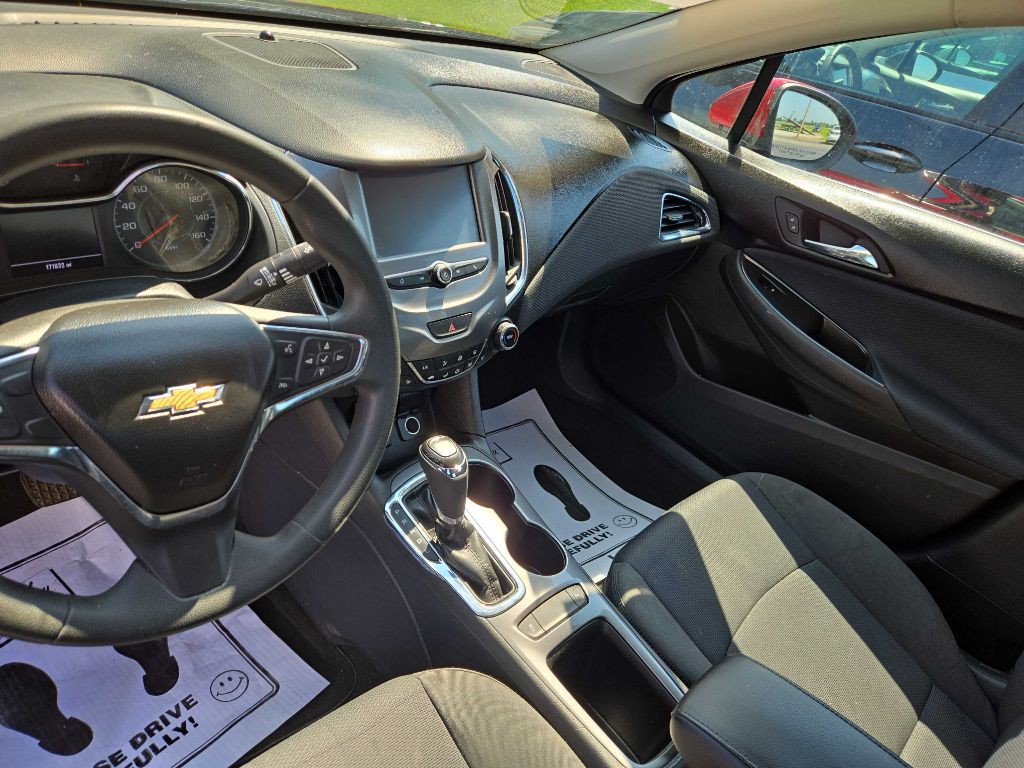 2018 Chevrolet Cruze Image 6