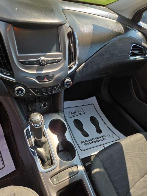 2018 Chevrolet Cruze Image 11