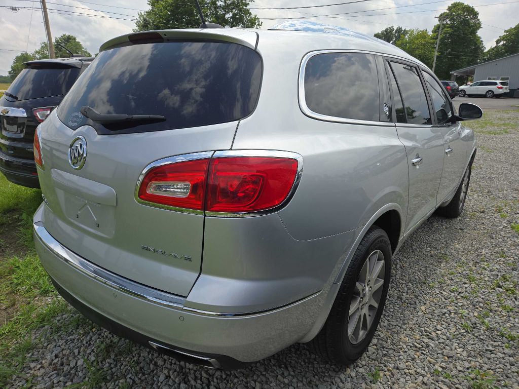 2016 Buick Enclave Image 1