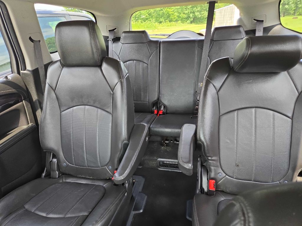2016 Buick Enclave Image 10