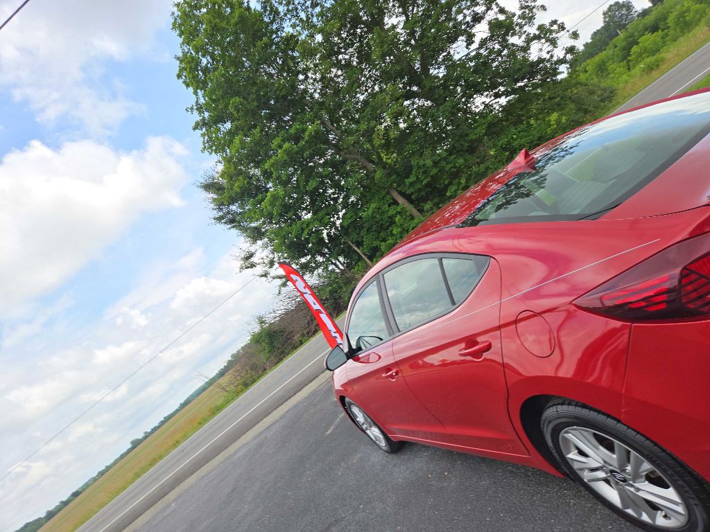 2020 Hyundai Elantra Image 9