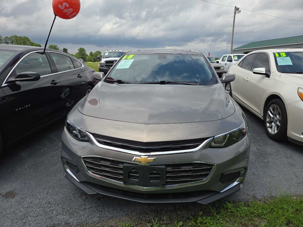2018 Chevrolet Malibu Image 2