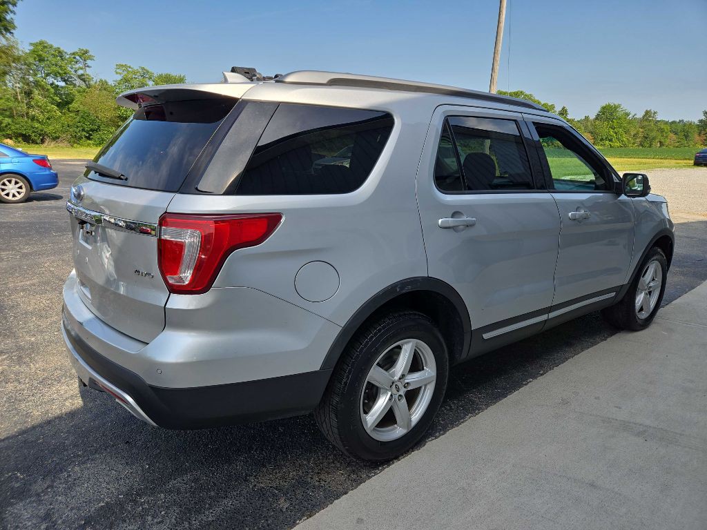 2016 Ford Explorer Image 4