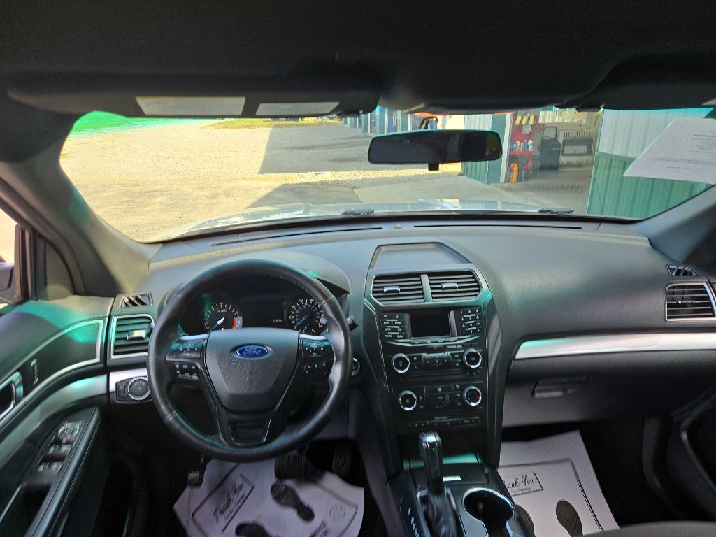 2016 Ford Explorer Image 7