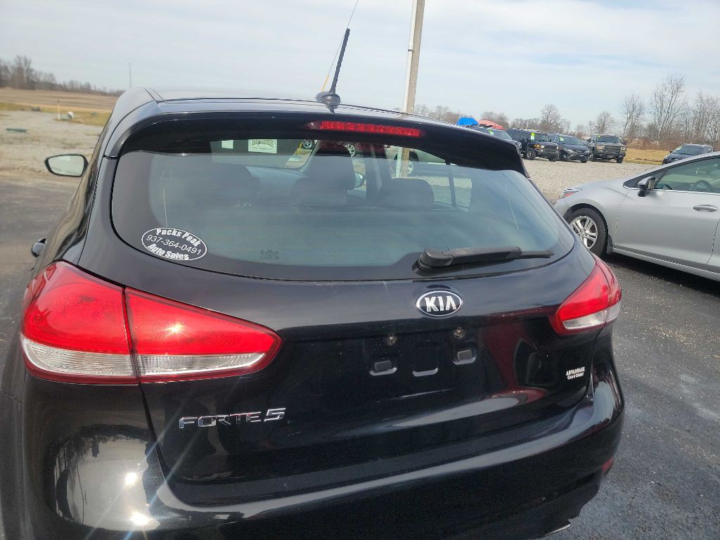 2017 Kia Forte Image 4
