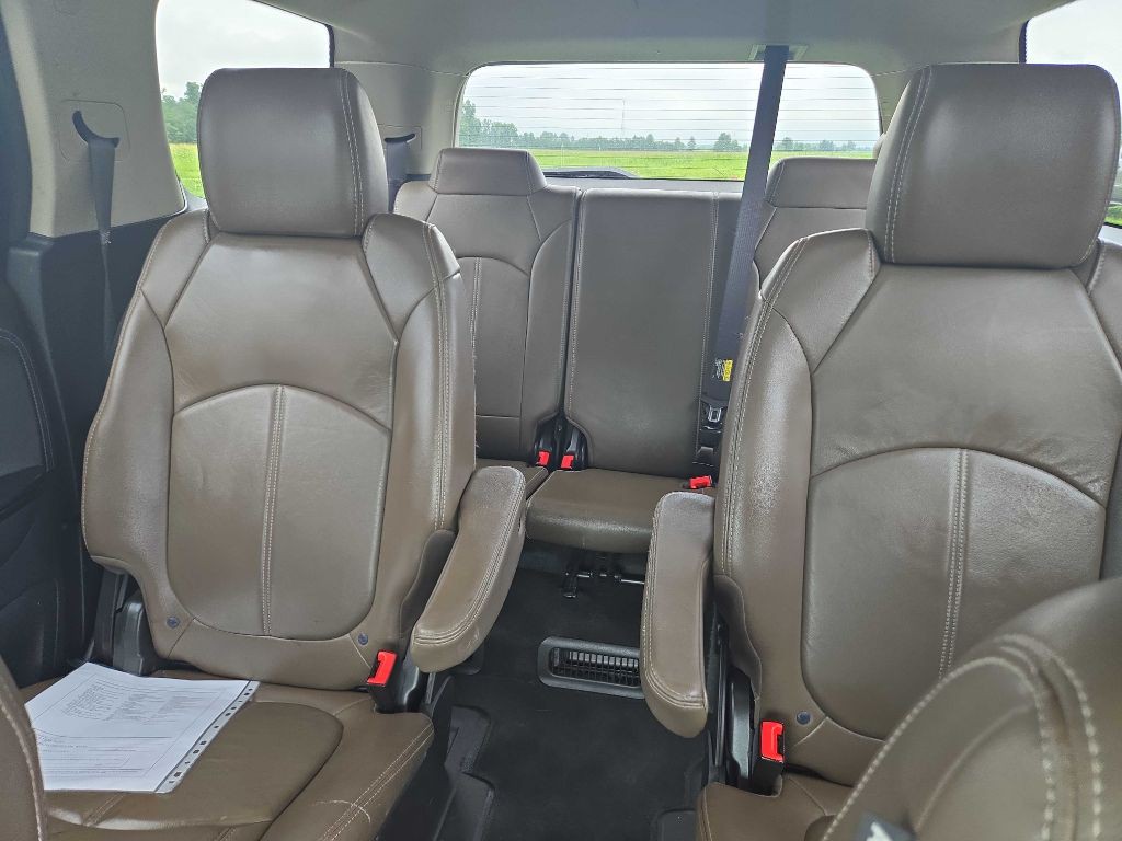 2017 GMC Acadia Image 11