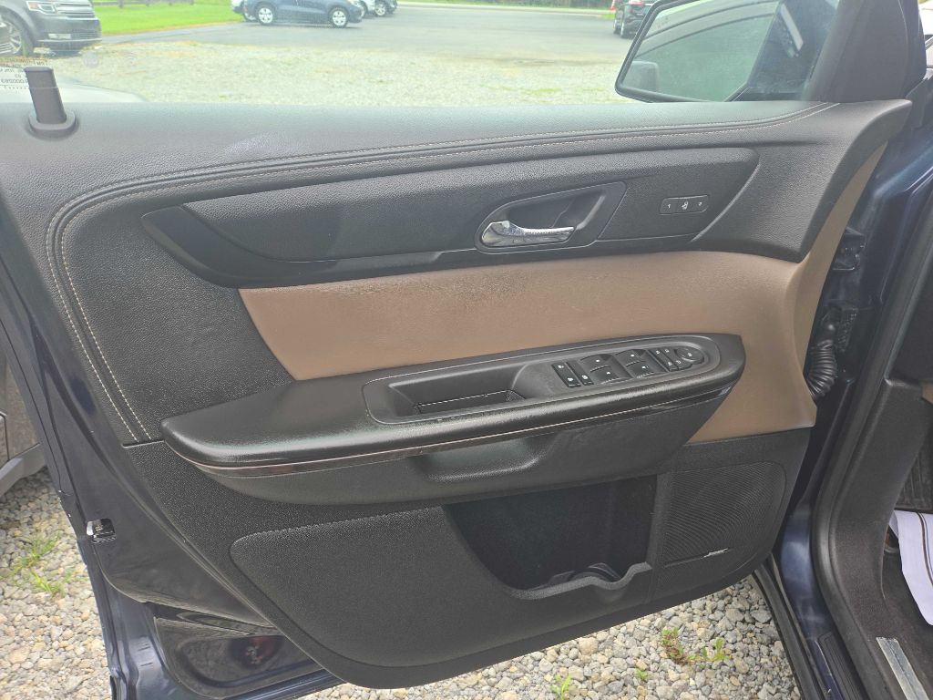 2017 GMC Acadia Image 14