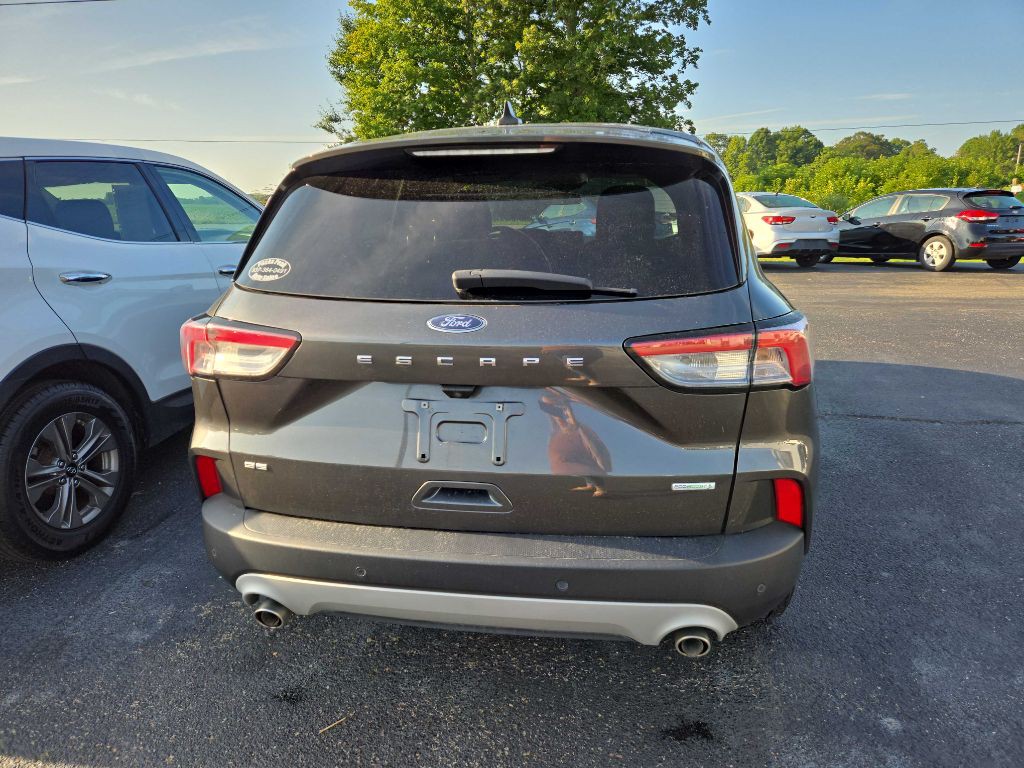 2020 Ford Escape Image 1