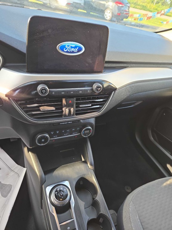 2020 Ford Escape Image 8
