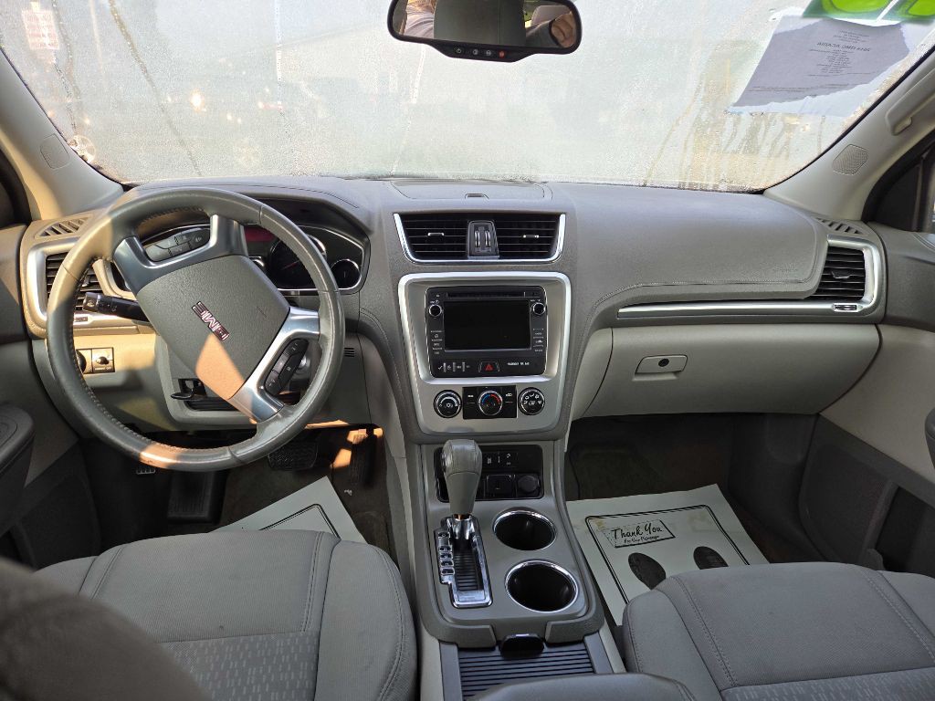 2015 GMC Acadia Image 8
