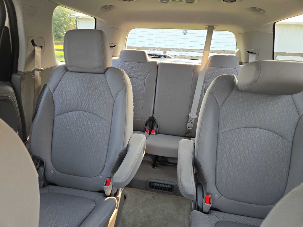 2015 GMC Acadia Image 10