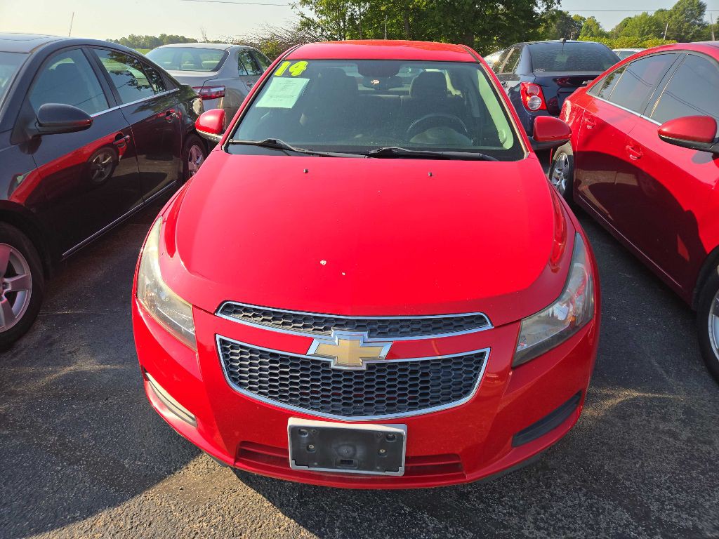 2014 Chevrolet Cruze Image 2