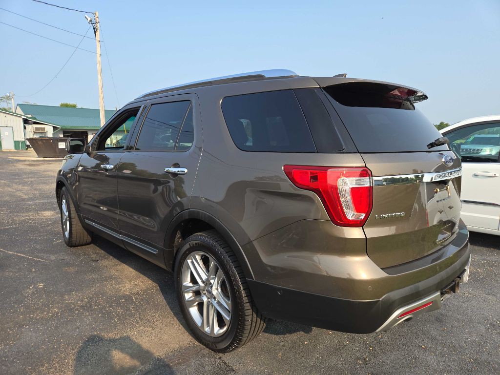 2016 Ford Explorer Image 5