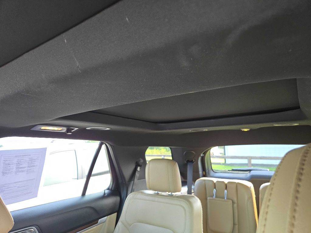 2016 Ford Explorer Image 15