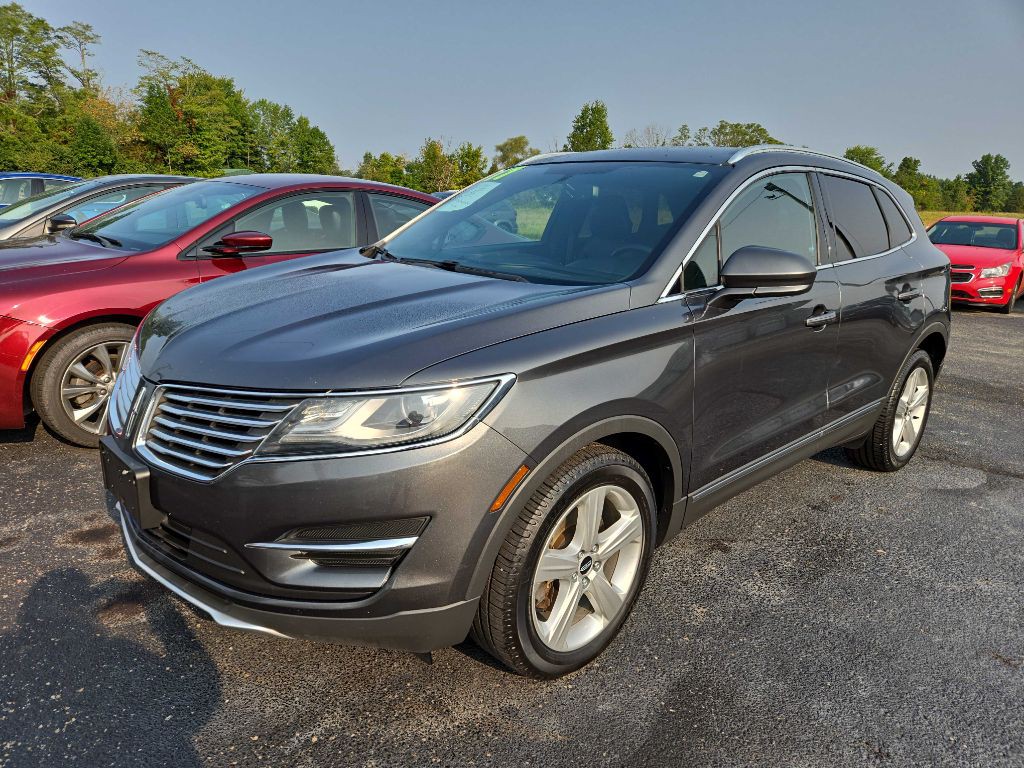 2017 Lincoln MKC Image 2