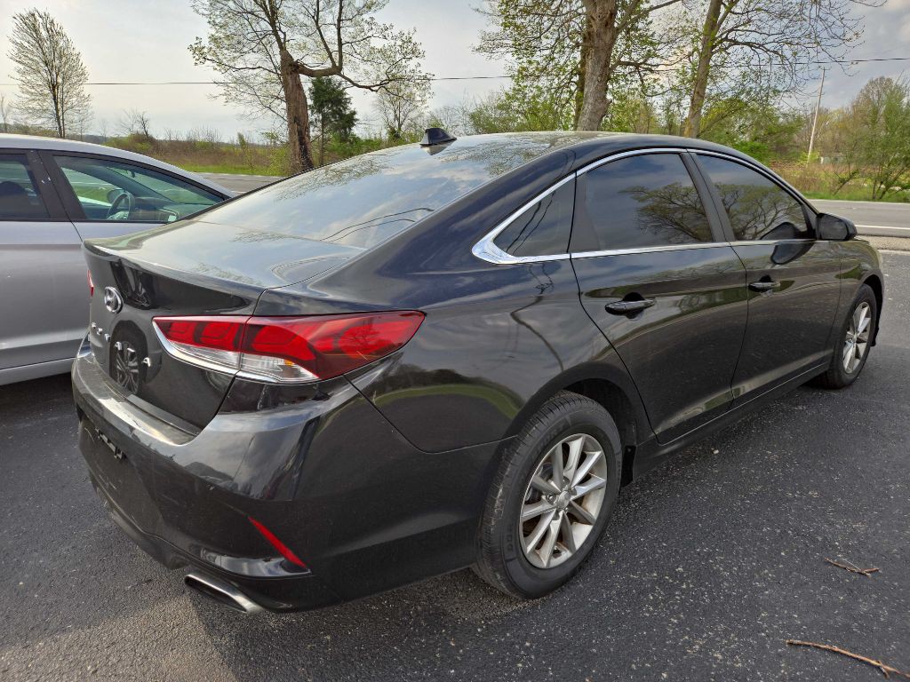 2018 Hyundai Sonata Image 4