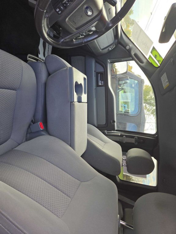 2013 Ford F-150 Image 9