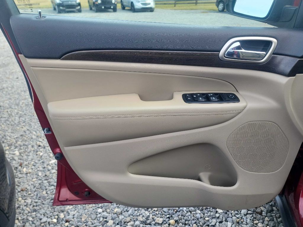 2014 Jeep Grand Cherokee Image 10