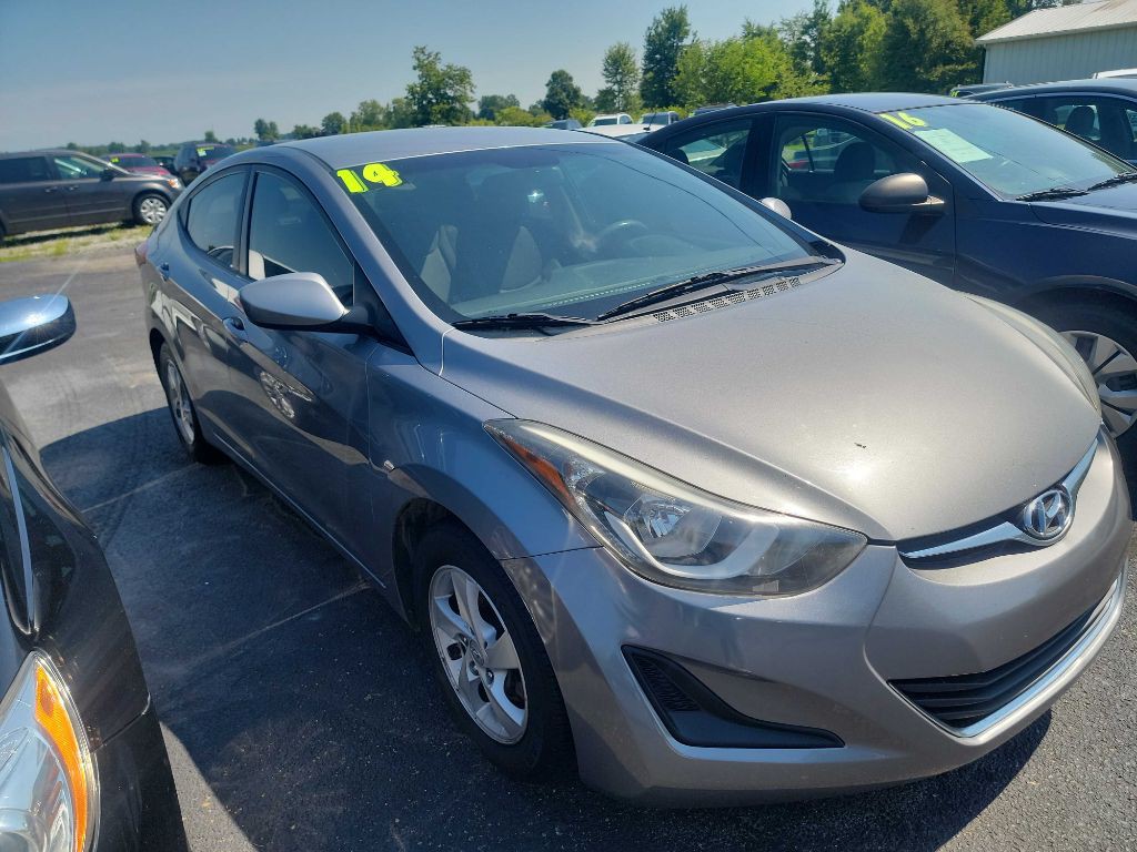 2014 Hyundai Elantra Image 3