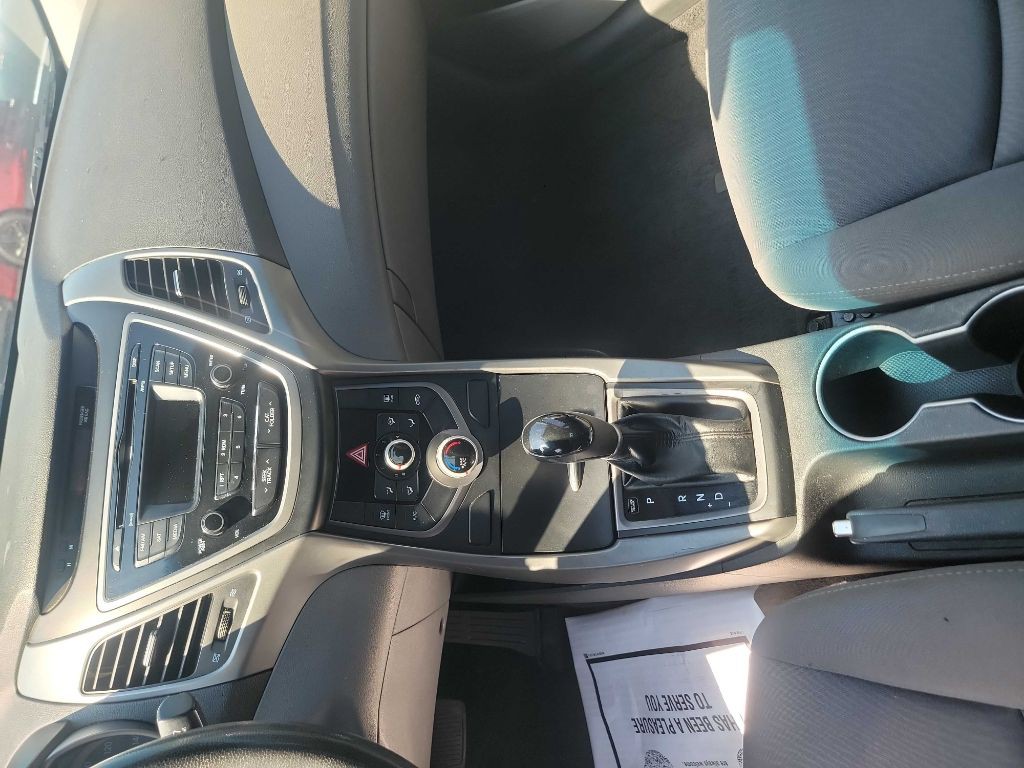 2014 Hyundai Elantra Image 6