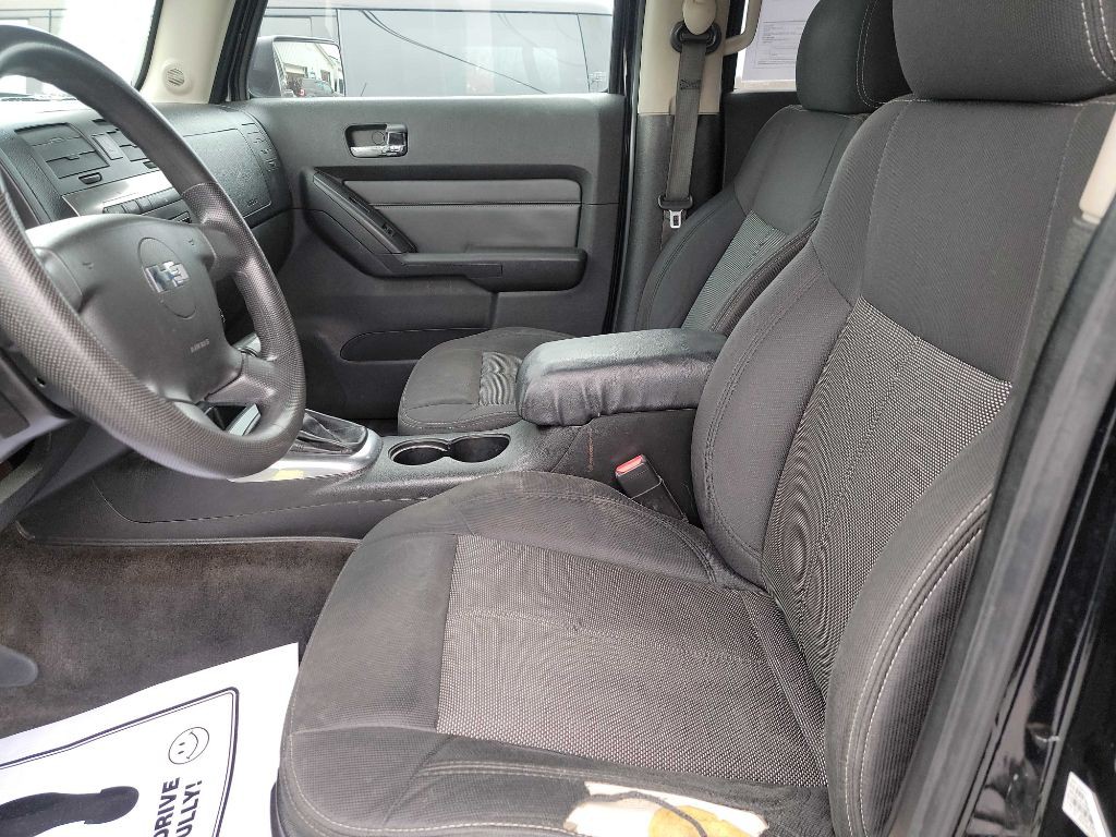 2008 HUMMER H3 Image 10