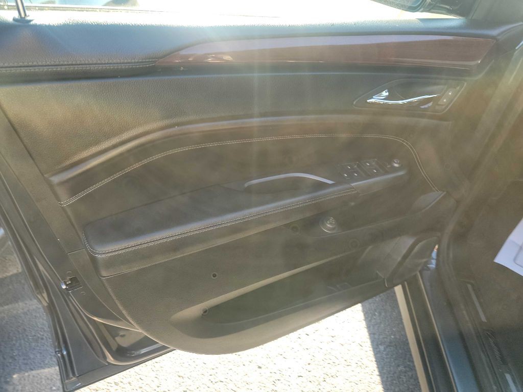 2012 Cadillac SRX Image 10