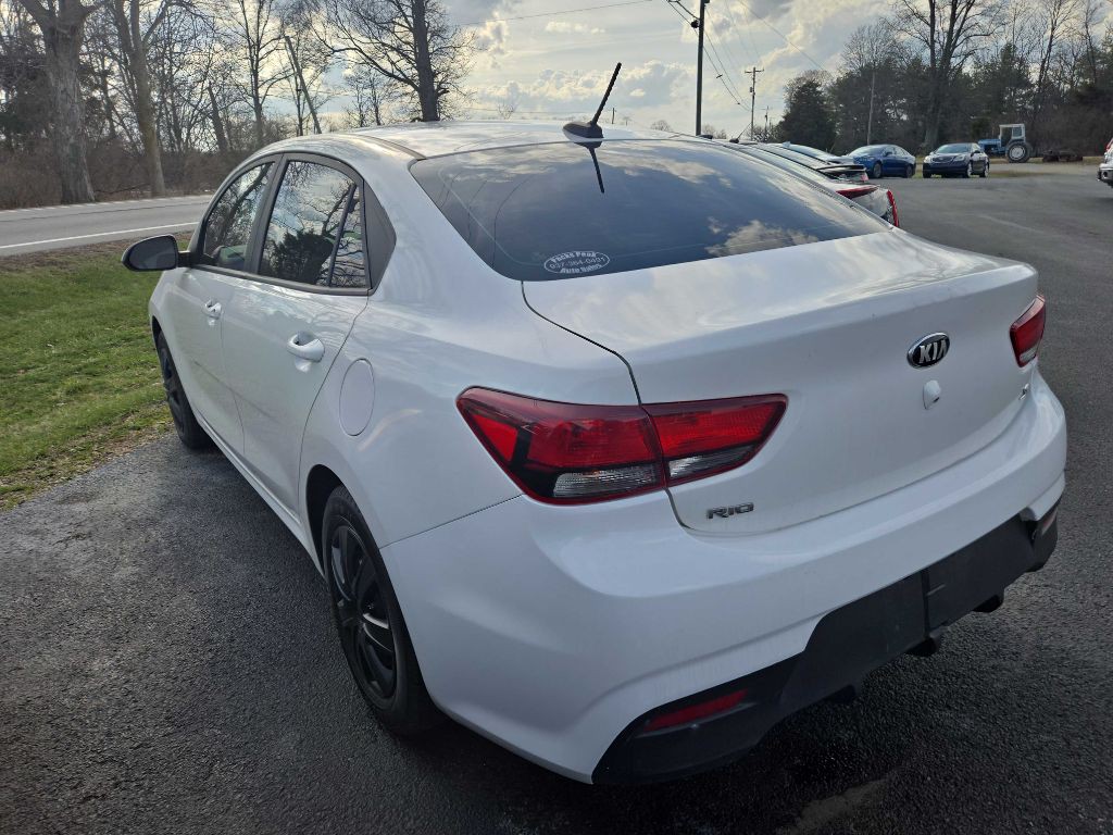 2019 Kia Rio Image 9
