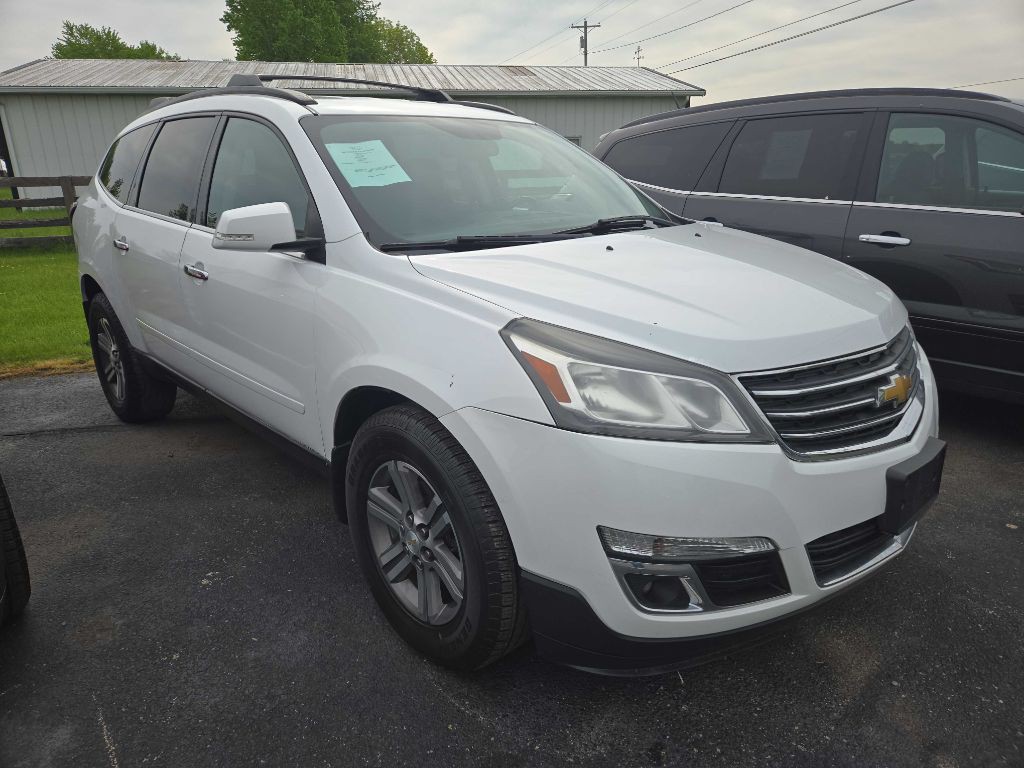 2017 Chevrolet Traverse Image 3