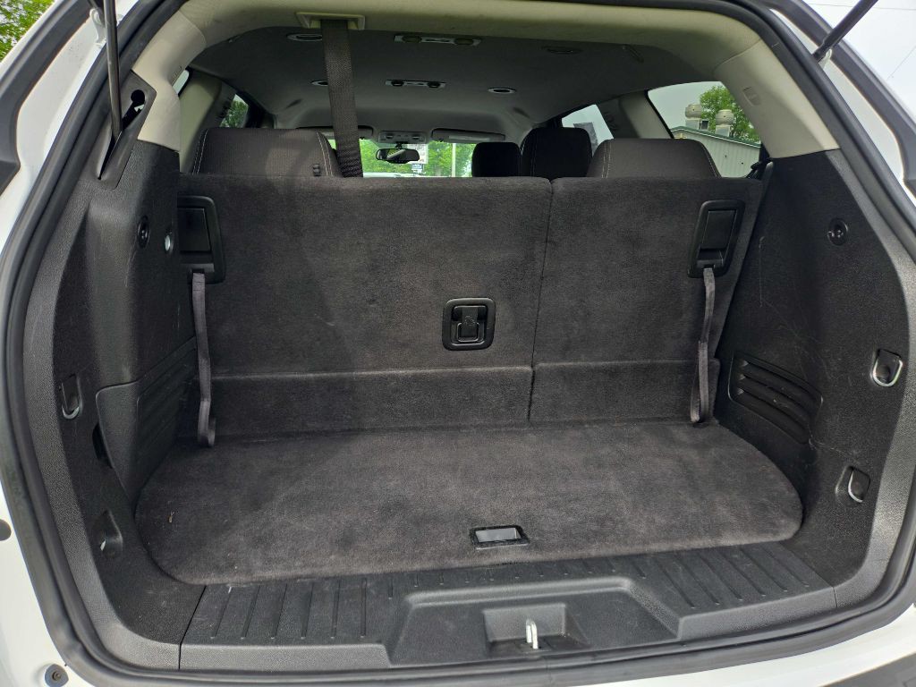 2017 Chevrolet Traverse Image 7
