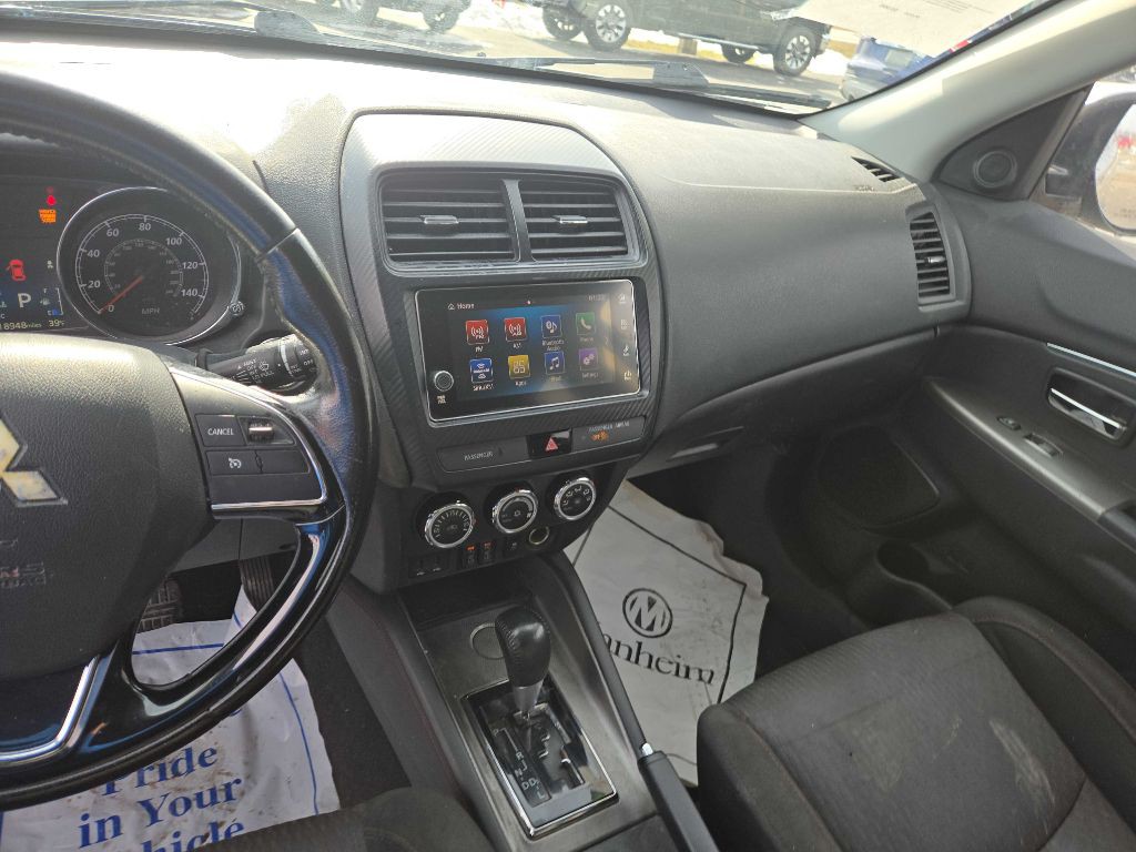 2019 Mitsubishi Outlander Image 9