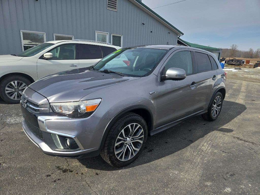 2019 Mitsubishi Outlander Image 1