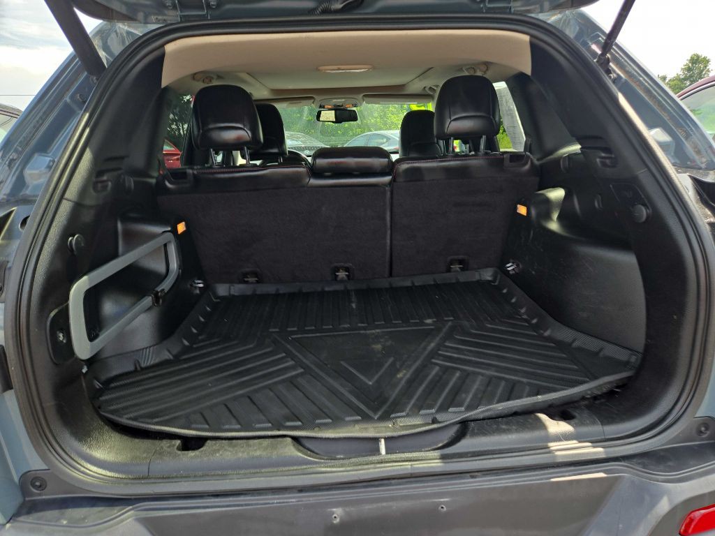 2015 Jeep Cherokee Image 7