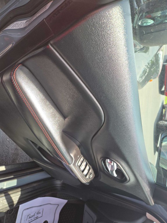 2015 Jeep Cherokee Image 12