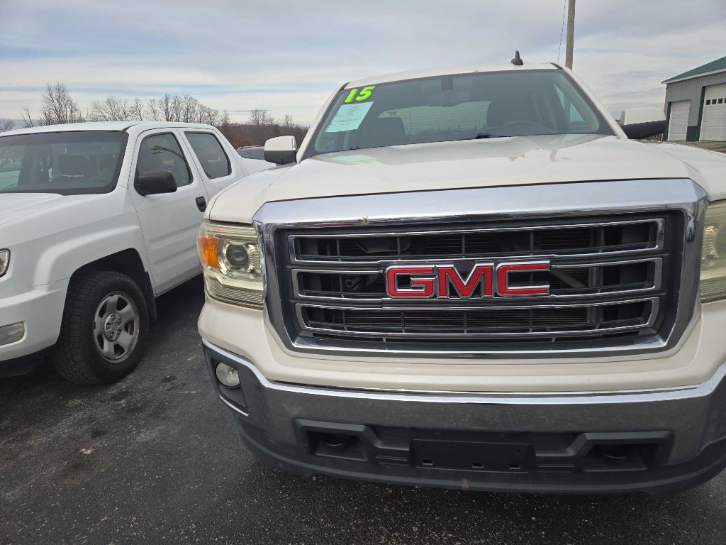 2015 GMC Sierra Image 1