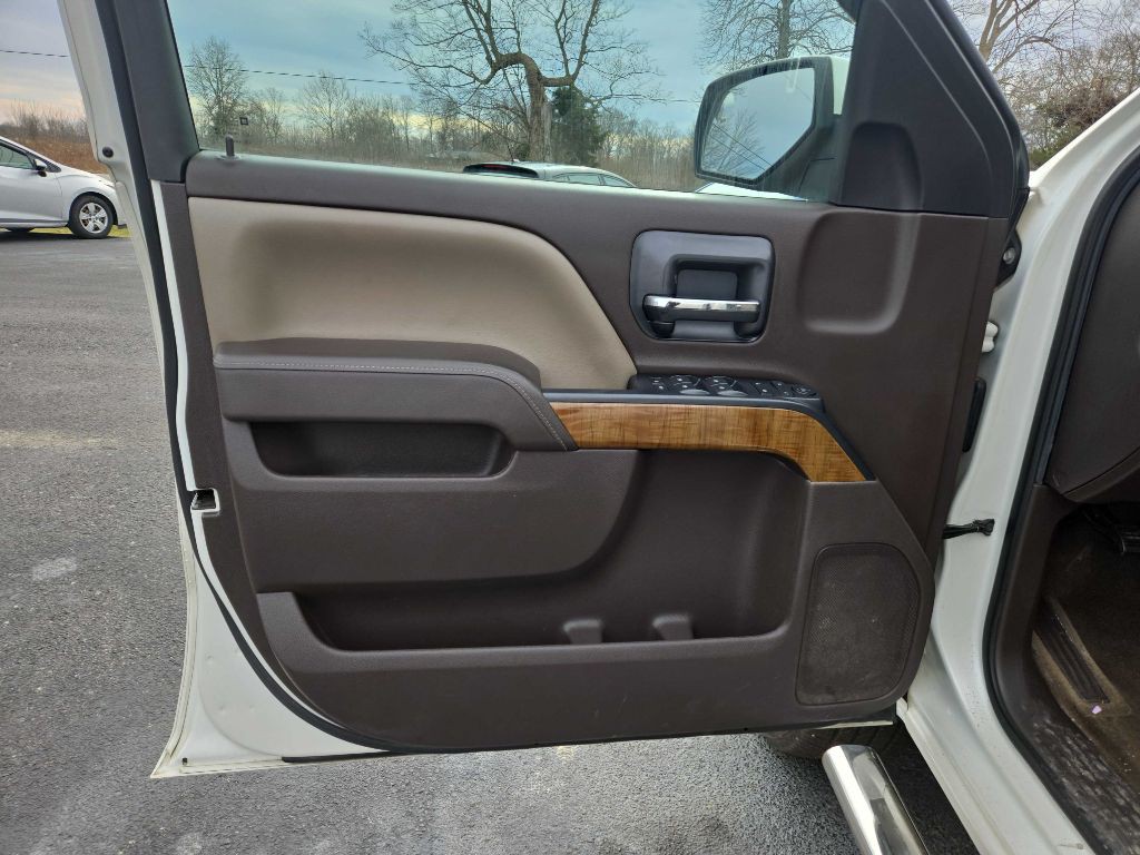 2015 GMC Sierra Image 11