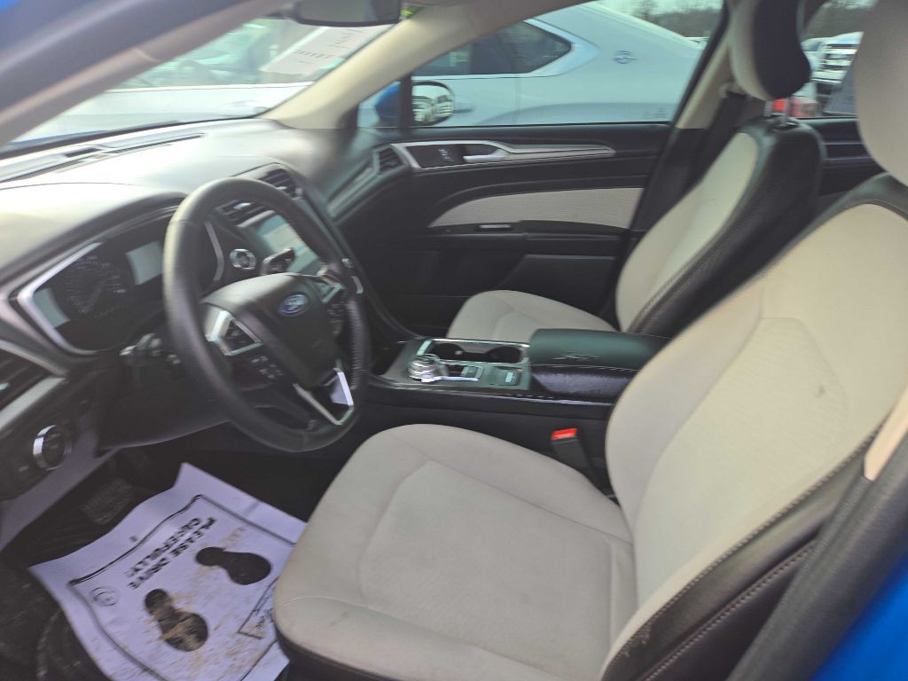 2019 Ford Fusion Image 11