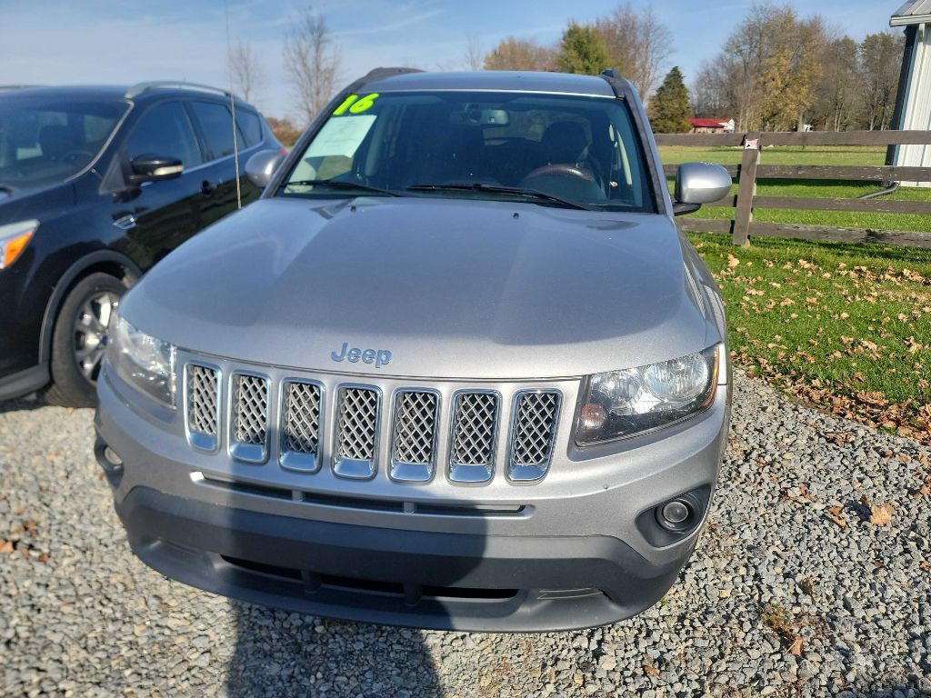 2016 Jeep Compass Image 2