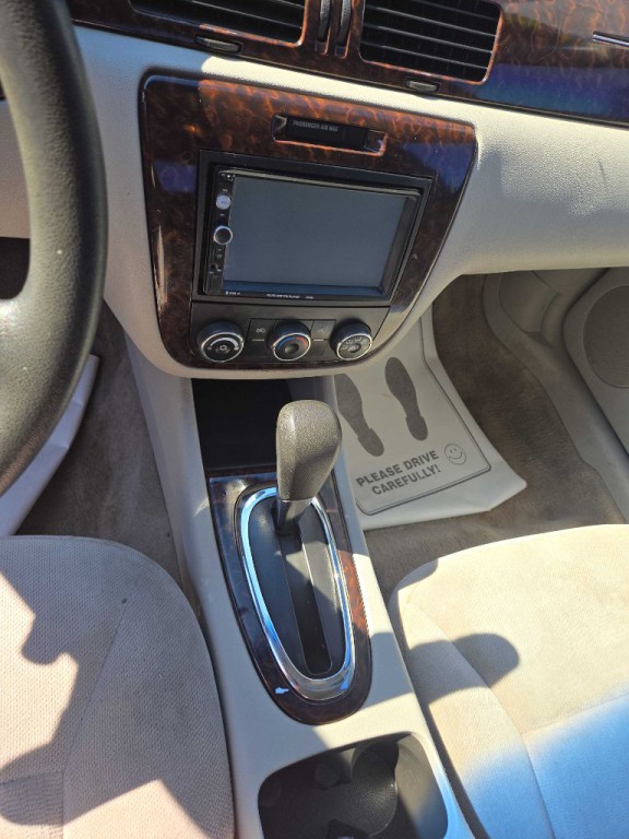 2016 Chevrolet Impala Image 9