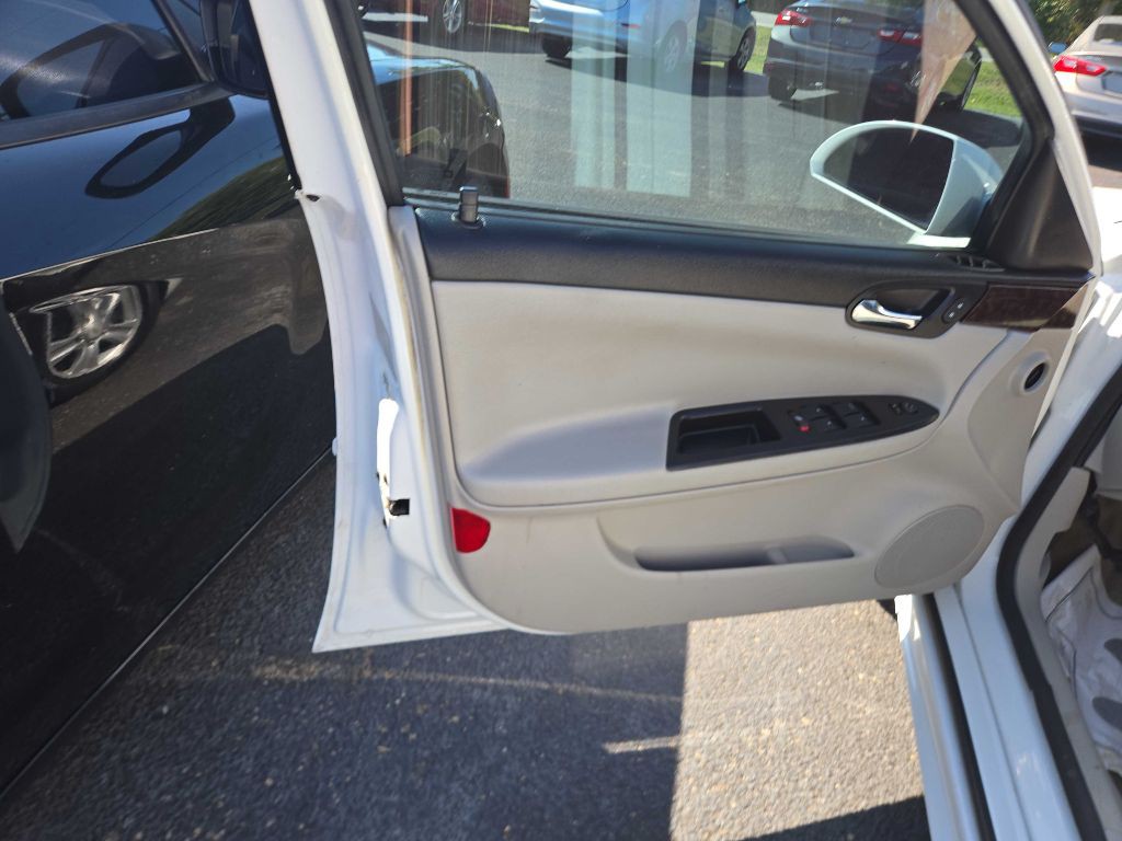 2016 Chevrolet Impala Image 11