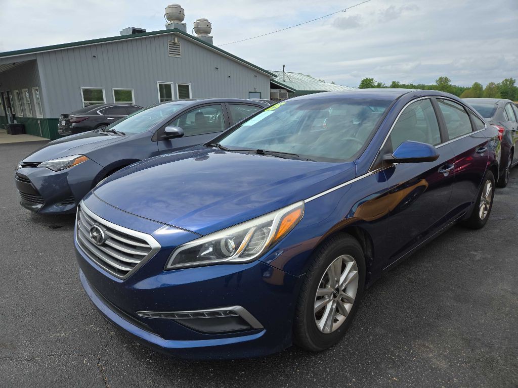 2015 Hyundai Sonata Image 1