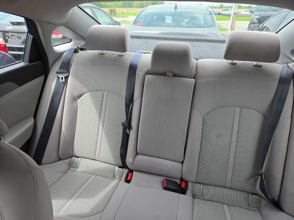 2015 Hyundai Sonata Image 6