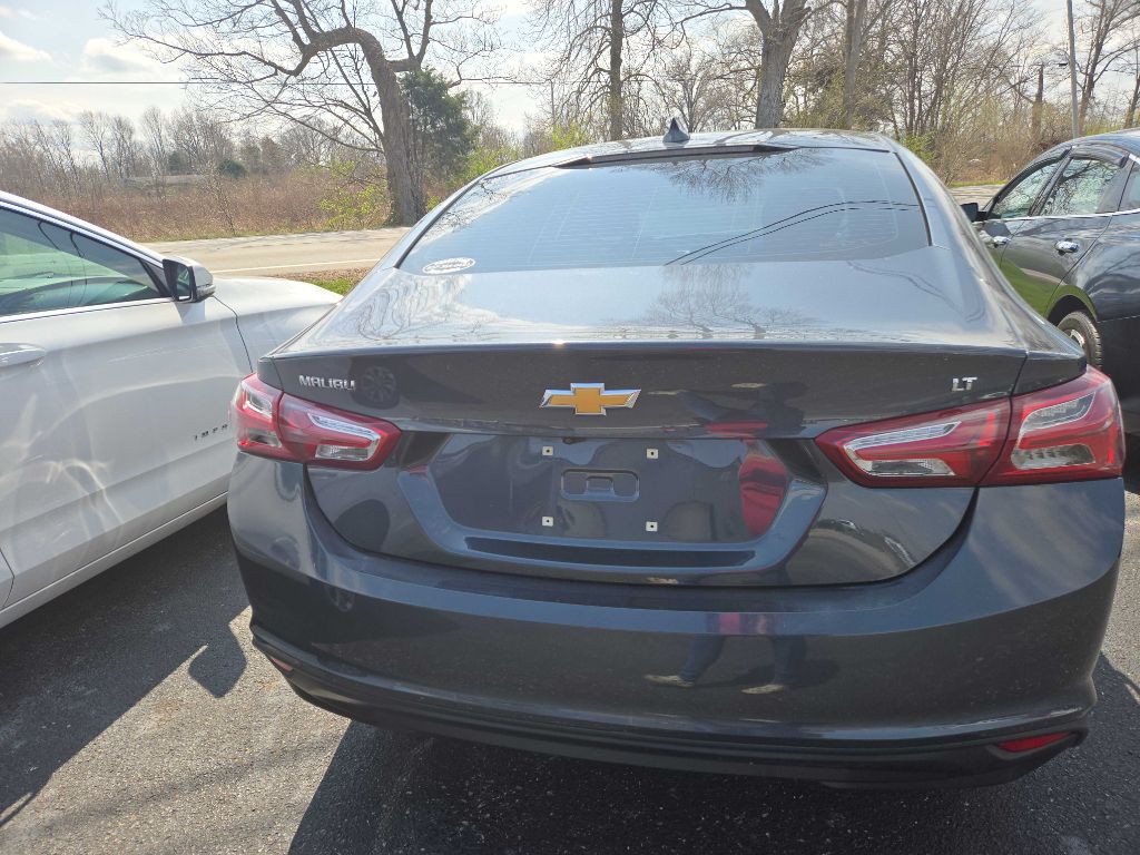 2020 Chevrolet Malibu Image 3