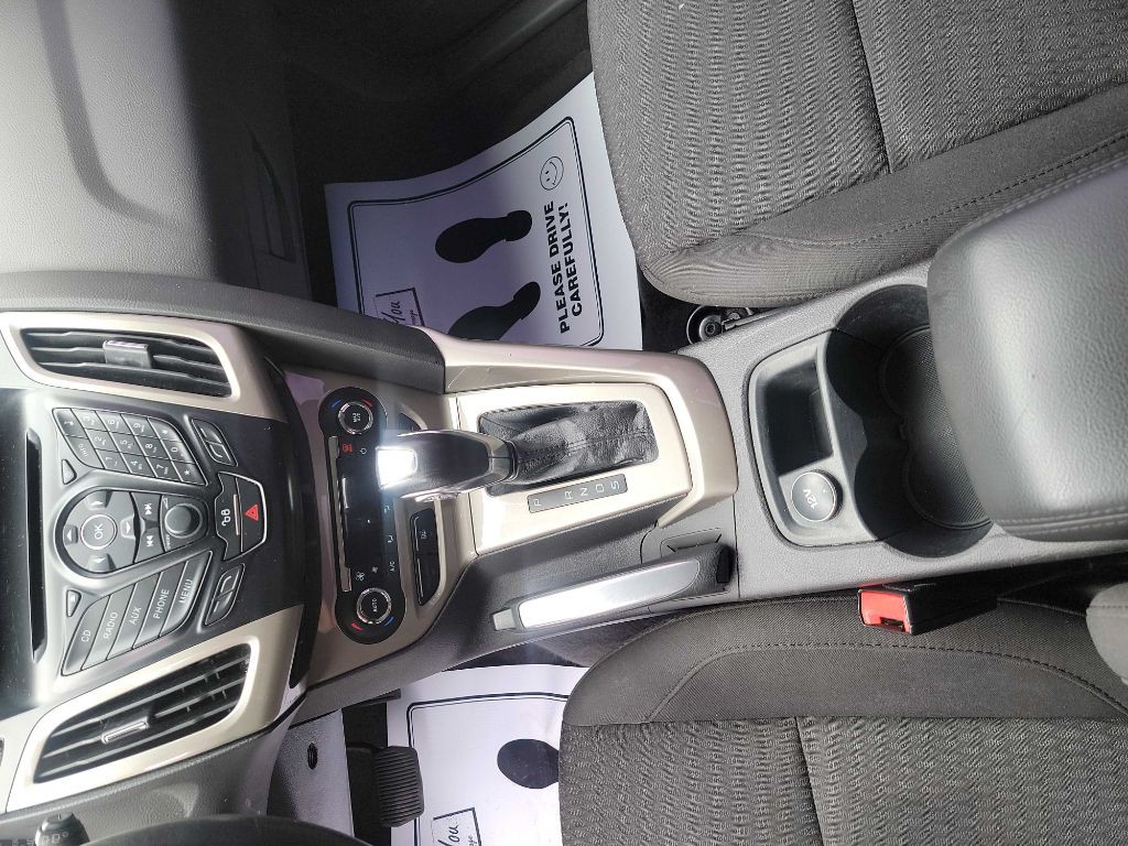 2012 Ford Focus Image 7