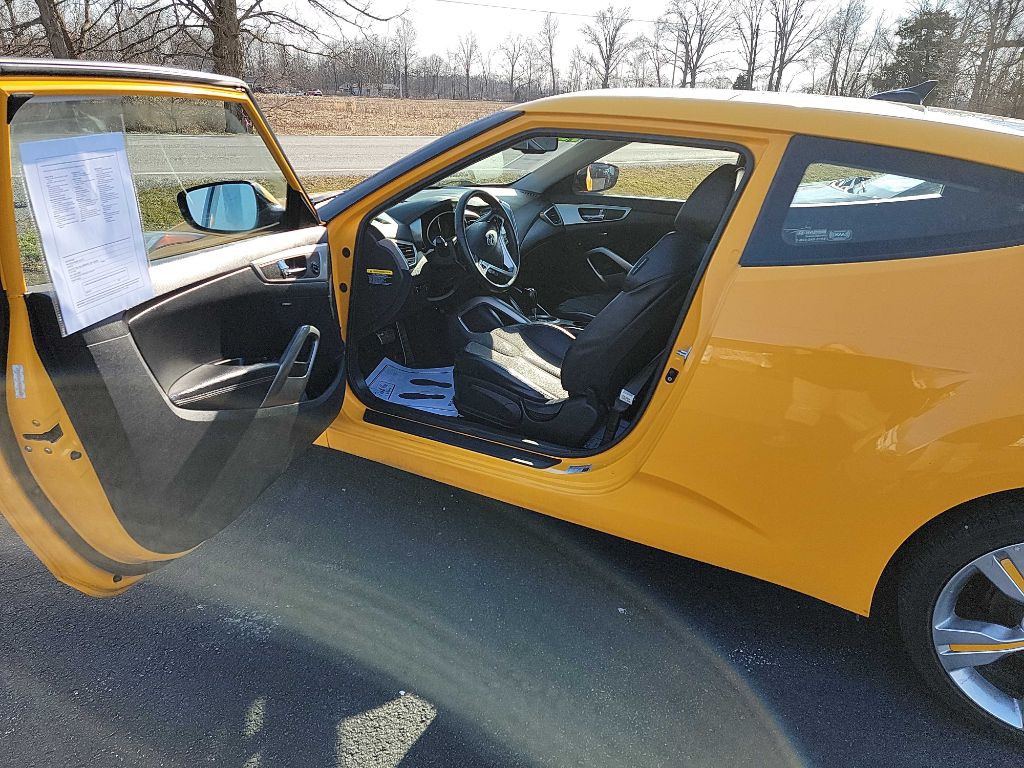 2012 Hyundai Veloster Image 10