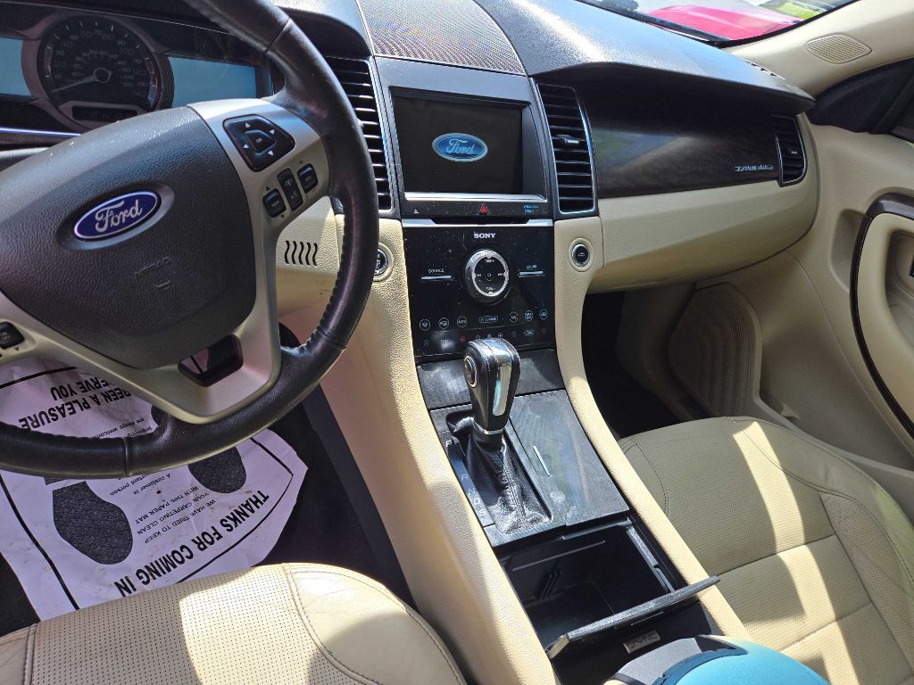 2017 Ford Taurus Image 7